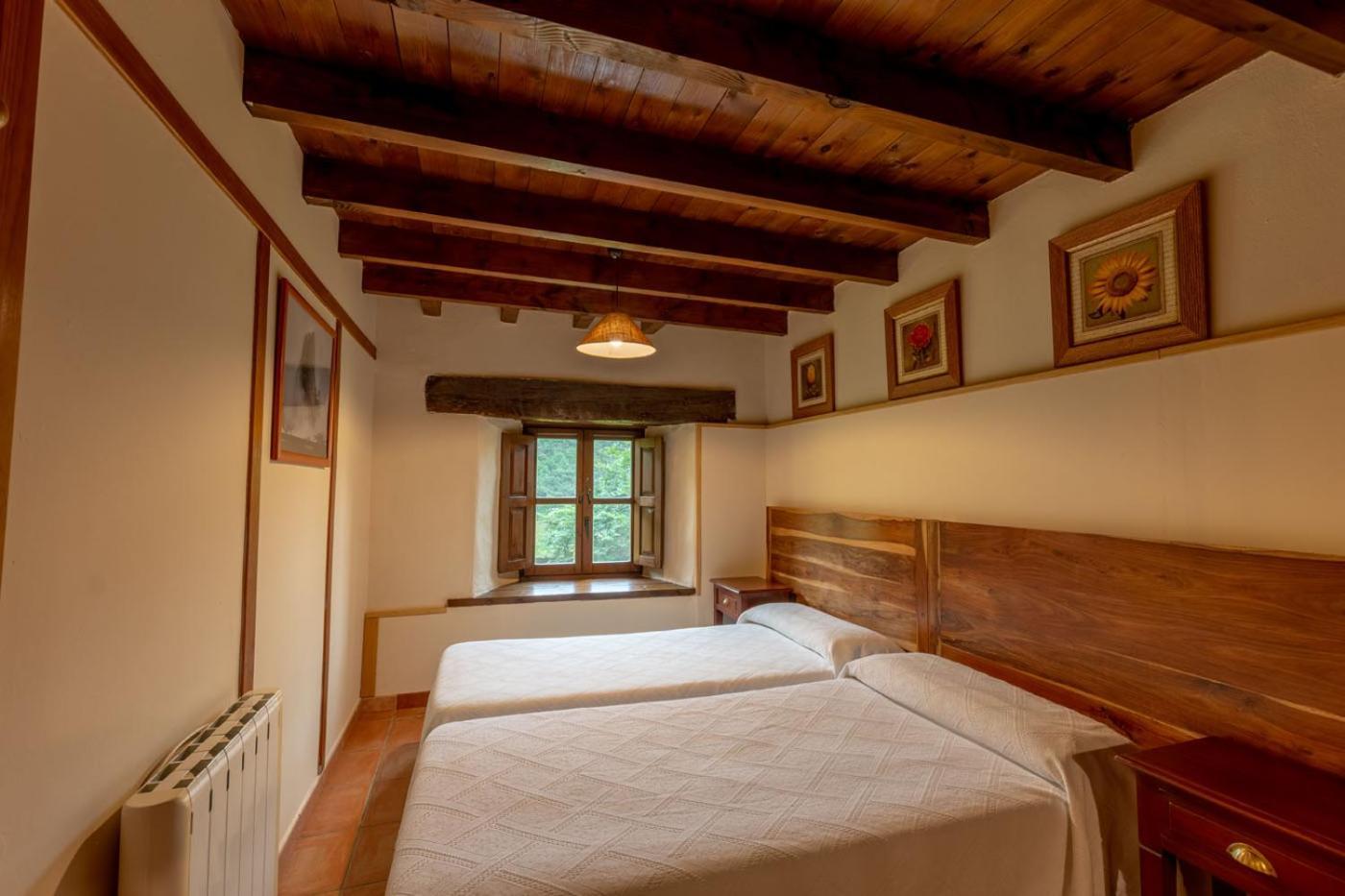 Apartamentos Rurales Los Picos De Redo Камаленьйо Екстер'єр фото