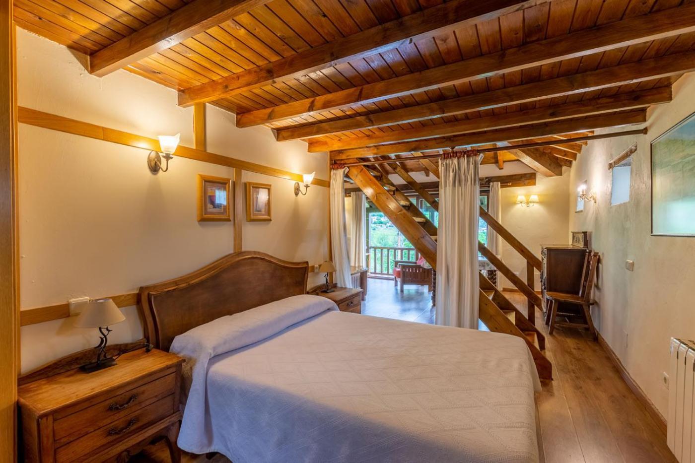 Apartamentos Rurales Los Picos De Redo Камаленьйо Екстер'єр фото