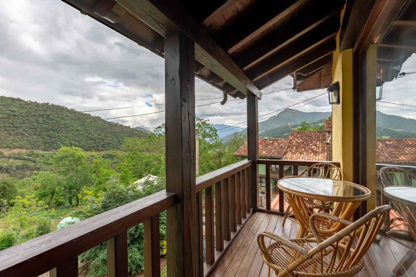 Apartamentos Rurales Los Picos De Redo Камаленьйо Екстер'єр фото