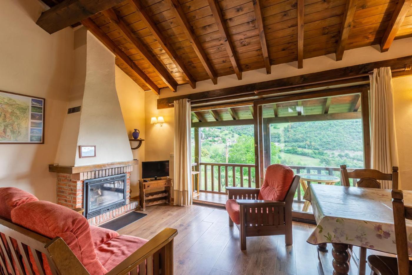 Apartamentos Rurales Los Picos De Redo Камаленьйо Екстер'єр фото