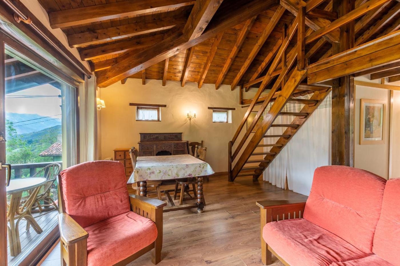 Apartamentos Rurales Los Picos De Redo Камаленьйо Екстер'єр фото